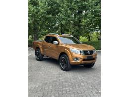 NISSAN - FRONTIER - 2016/2017 - Laranja - R$ 144.900,00