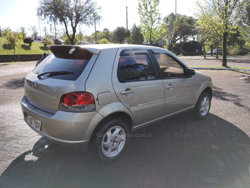 FIAT - PALIO - 2009/2010 - Bege - R$ 26.900,00