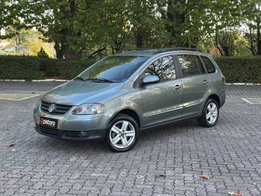 VOLKSWAGEN - SPACEFOX - 2009/2010 - Verde - R$ 32.900,00