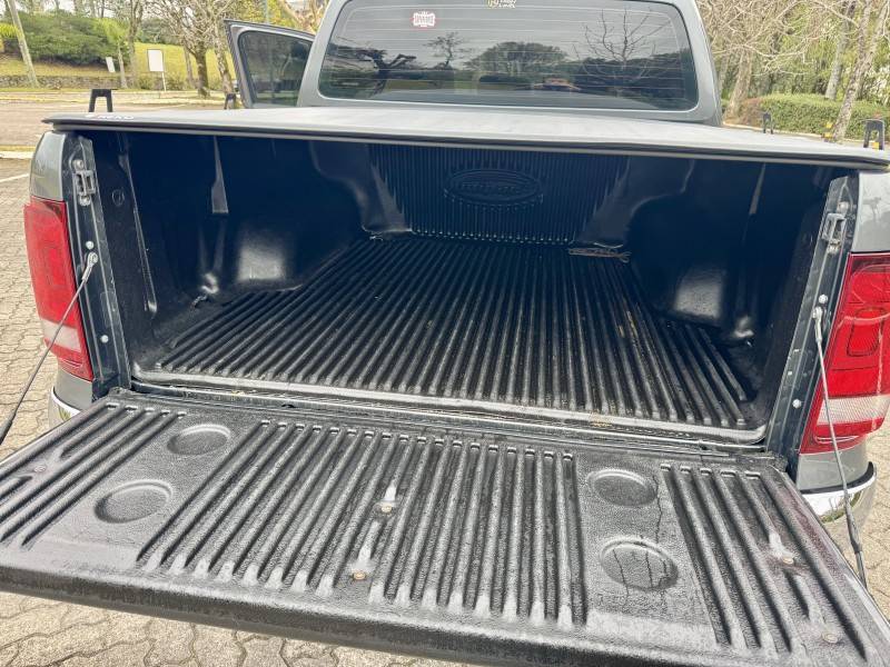 VOLKSWAGEN - AMAROK - 2017/2017 - Cinza - R$ 122.900,00