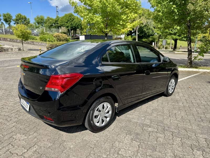 CHEVROLET - PRISMA - 2018/2019 - Preta - R$ 61.900,00