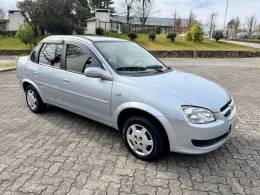 CHEVROLET - CLASSIC - 2011/2012 - Prata - R$ 27.900,00