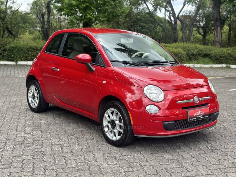 FIAT - 500 - 2012/2013 - Vermelha - R$ 49.900,00