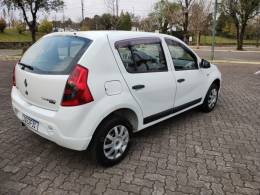 RENAULT - SANDERO - 2010/2011 - Branca - R$ 28.900,00