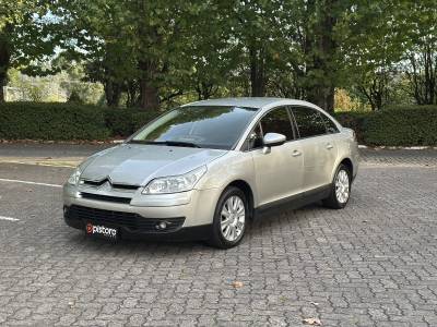 CITROËN - C4 - 2011/2012 - Prata - R$ 26.900,00