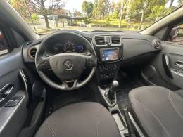 RENAULT - SANDERO - 2014/2015 - Vermelha - R$ 47.900,00