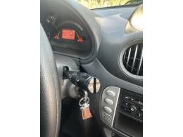 CITROËN - C3 - 2010/2011 - Vermelha - R$ 27.900,00