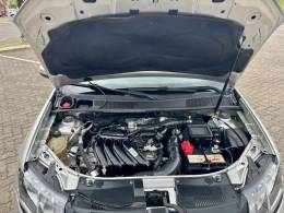 RENAULT - SANDERO - 2017/2017 - Prata - R$ 46.900,00