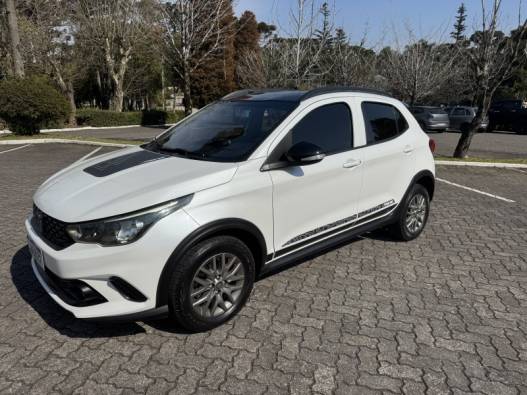 FIAT - ARGO - 2021/2022 - Branca - R$ 69.900,00