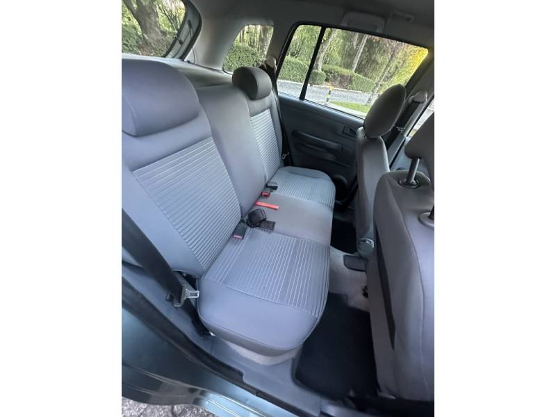 VOLKSWAGEN - SPACEFOX - 2009/2010 - Verde - R$ 32.900,00
