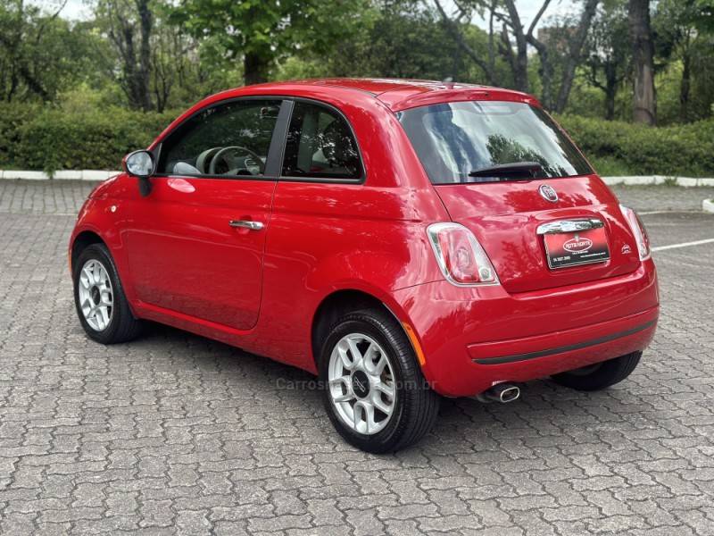 FIAT - 500 - 2012/2013 - Vermelha - R$ 49.900,00