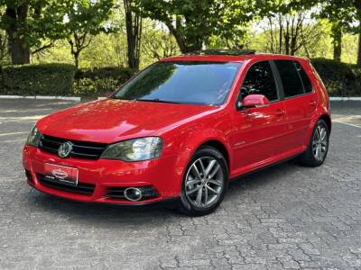 VOLKSWAGEN - GOLF - 2011/2012 - Vermelha - R$ 56.900,00