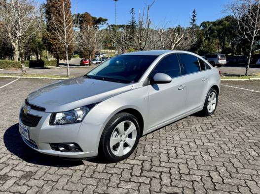 CHEVROLET - CRUZE - 2013/2014 - Prata - R$ 57.900,00