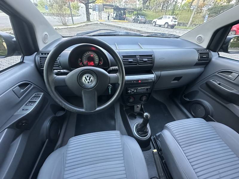 VOLKSWAGEN - SPACEFOX - 2009/2010 - Verde - R$ 32.900,00