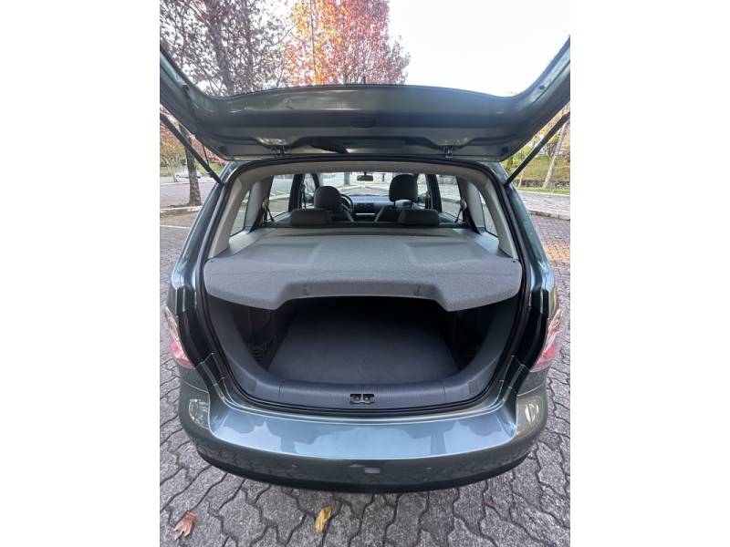 VOLKSWAGEN - SPACEFOX - 2009/2010 - Verde - R$ 32.900,00