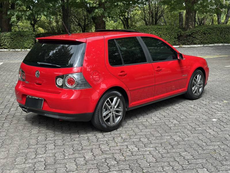 VOLKSWAGEN - GOLF - 2012/2012 - Vermelha - R$ 54.900,00