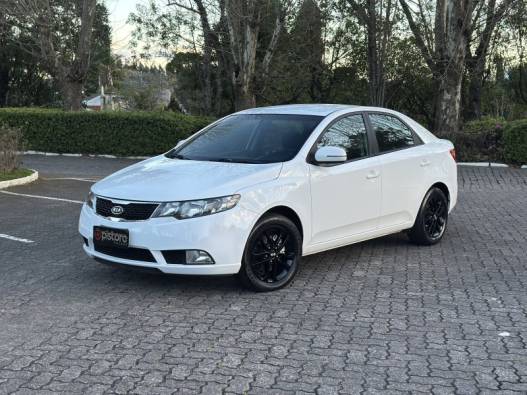 KIA MOTORS - CERATO - 2011/2012 - Branca - R$ 44.900,00
