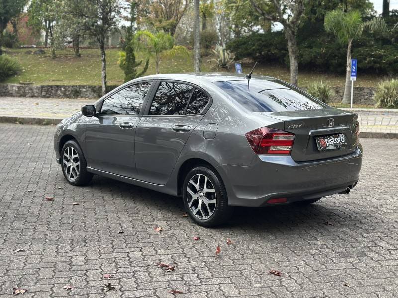 HONDA - CITY - 2014/2014 - Cinza - R$ 55.900,00
