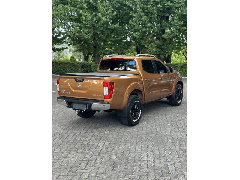 NISSAN - FRONTIER - 2016/2017 - Laranja - R$ 144.900,00