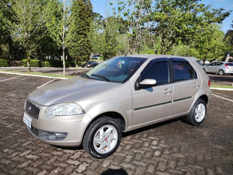 FIAT - PALIO - 2009/2010 - Bege - R$ 26.900,00