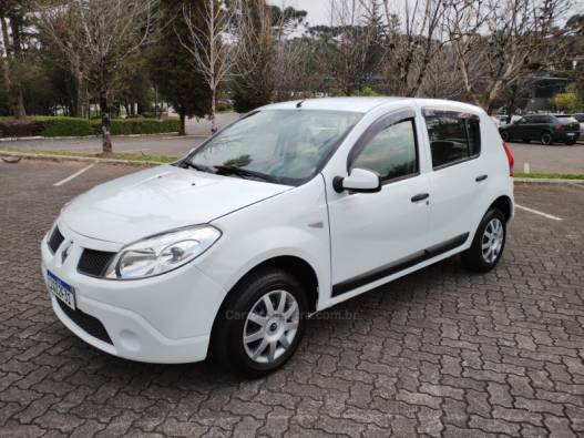 RENAULT - SANDERO - 2010/2011 - Branca - R$ 28.900,00