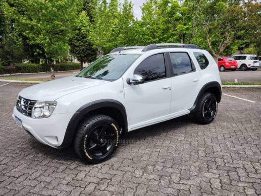 RENAULT - DUSTER - 2014/2014 - Branca - R$ 51.900,00