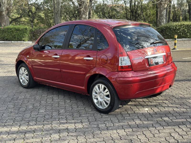 CITROËN - C3 - 2010/2011 - Vermelha - R$ 27.900,00