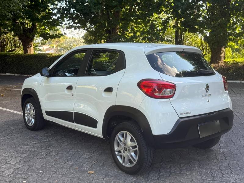 RENAULT - KWID - 2018/2019 - Branca - R$ 40.900,00