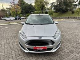FORD - FIESTA - 2014/2015 - Prata - R$ 46.900,00